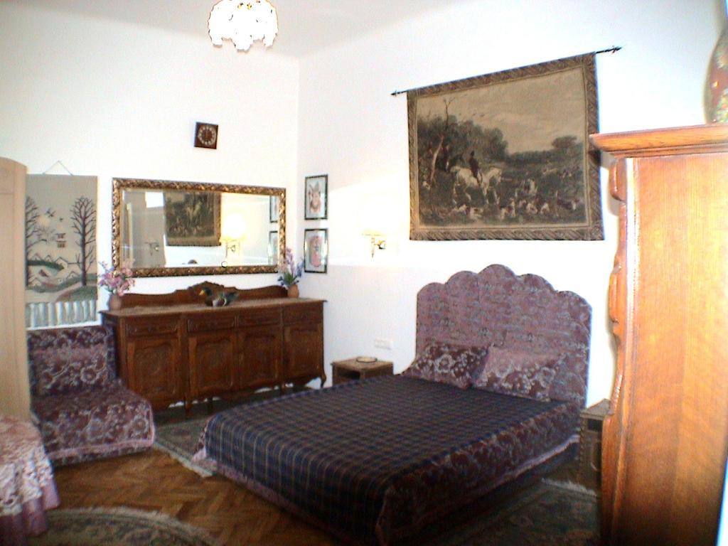 Garibaldi 5 Apartments & Rooms Budapest Room photo